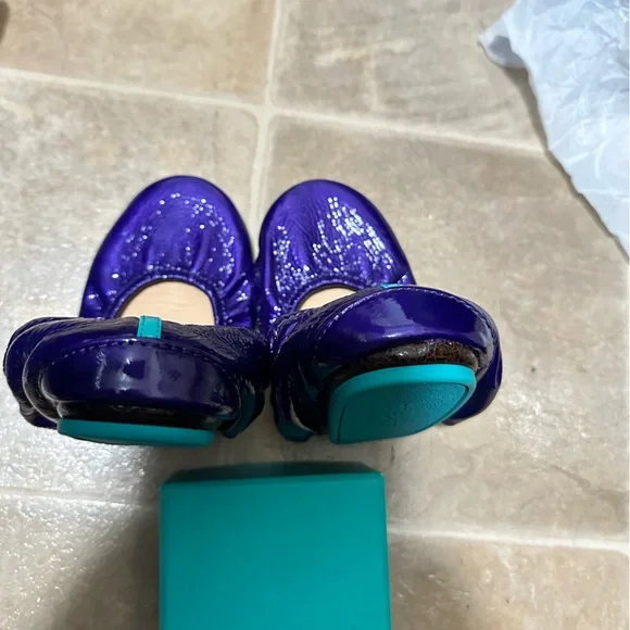 Brandnew Tieks Purple Diamond size 9 - Picture 2 of 4
